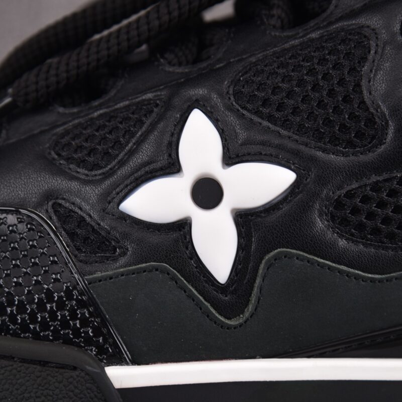 (BEST) Louis Vuitton LV Skate Sneaker 'BLACK WHITE'