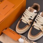(BEST) Louis Vuitton Lv Trainer #54 Signature 'BROWN'