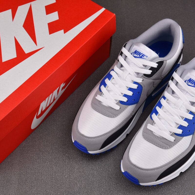 (BEST) Nike Air Max 90 'HYPER ROYAL'