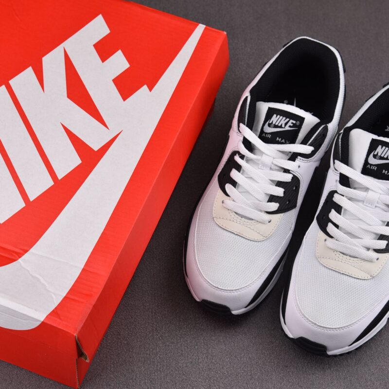 (BEST) Nike Air Max 90 'PANDA'