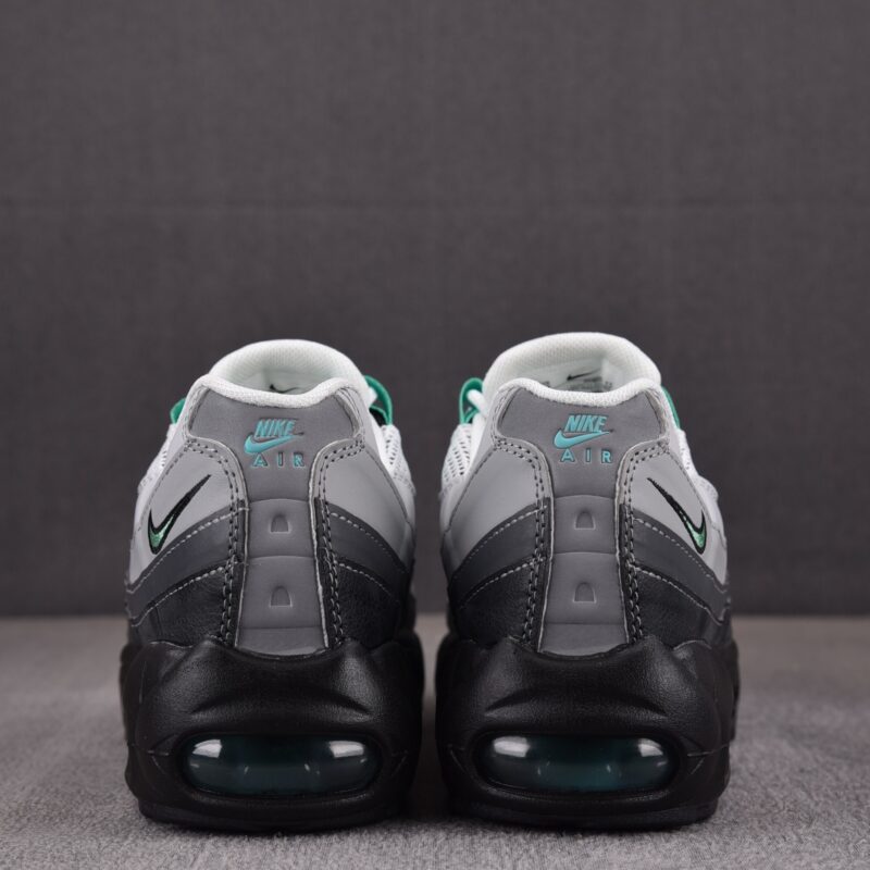 (BEST) Nike Air Max 95 'BLACK STADIUM GREEN'