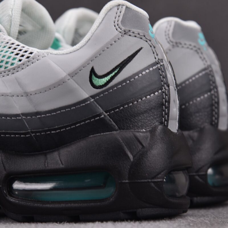 (BEST) Nike Air Max 95 'BLACK STADIUM GREEN'