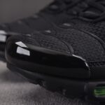 (BEST) Nike Air Max Plus 'BLACK GREEN STRIKE'