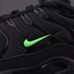 (BEST) Nike Air Max Plus 'BLACK GREEN STRIKE'