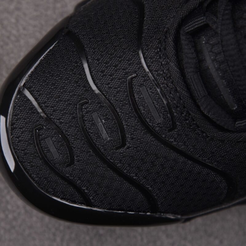 (BEST) Nike Air Max Plus 'BLACK GREEN STRIKE'