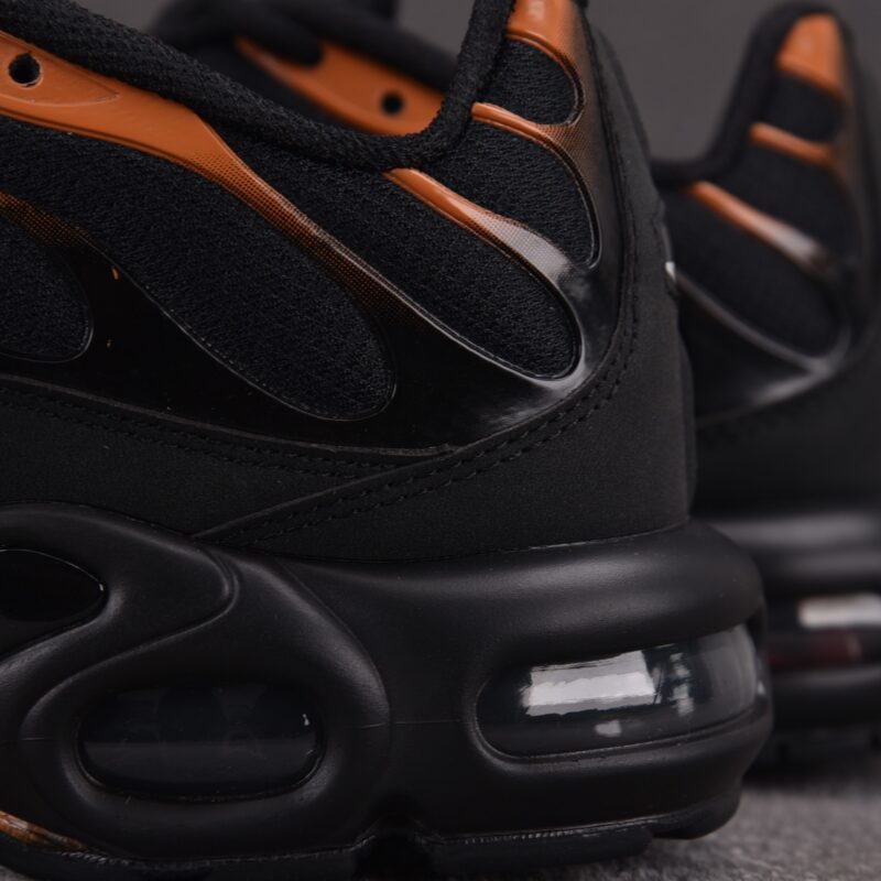 (BEST) Nike Air Max Plus 'DARK OBSIDIAN MONARCH'