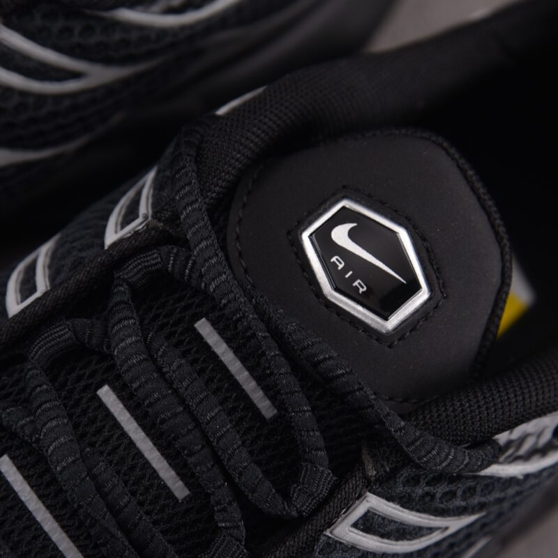 (BEST) Nike Air Max Plus Premium 'BLACK REFLECTIVE SILVER'