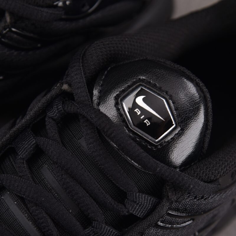 (BEST) Nike Air Max Plus 'TRIPLE BLACK'