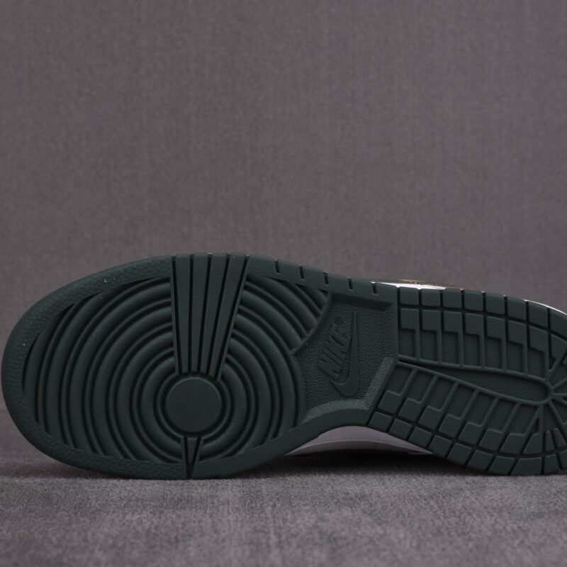 (BEST) Nike Dunk Low SE 'MULTI CAMO'