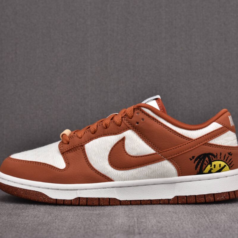 (BEST) Nike Dunk Low SE 'SUN CLUB'