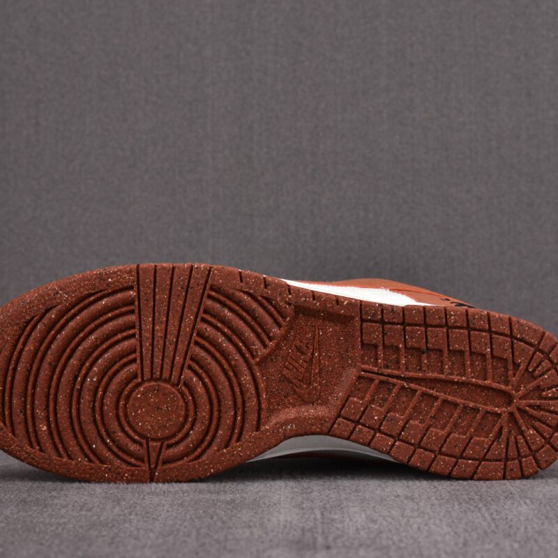 (BEST) Nike Dunk Low SE 'SUN CLUB'