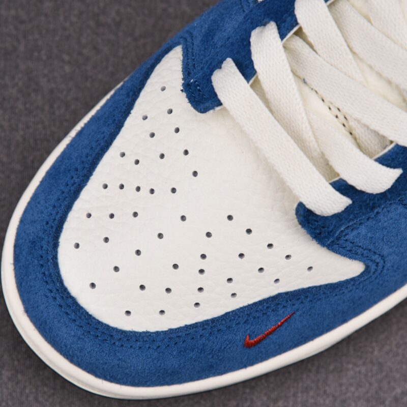 (BEST) Nike Kasina x Dunk Low '80S BUS'