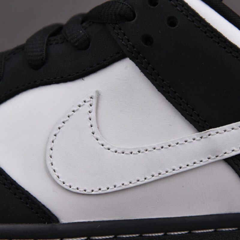(BEST) Nike SB Dunk Low 'PANDA PIGEON'
