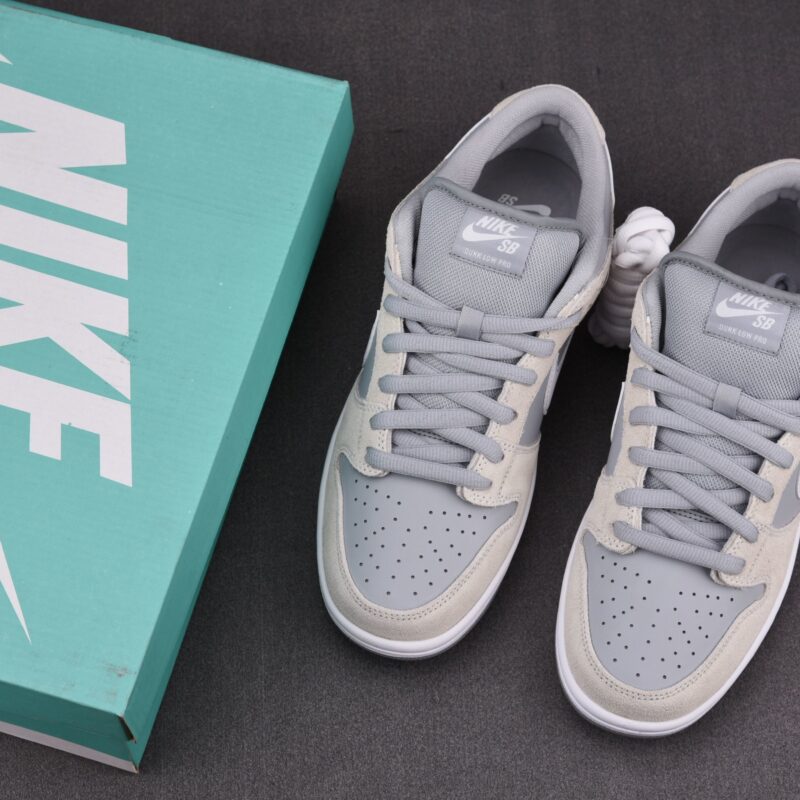 (BEST) Nike SB Dunk Low Summit White 'WOLF GREY'