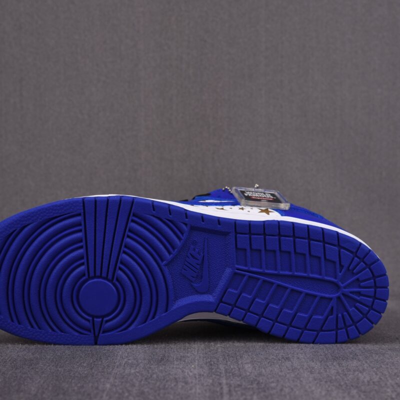 (BEST) Nike Supreme Dunk Low OG SB 'HYPER ROYAL'