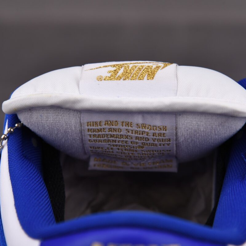 (BEST) Nike Supreme Dunk Low OG SB 'HYPER ROYAL'