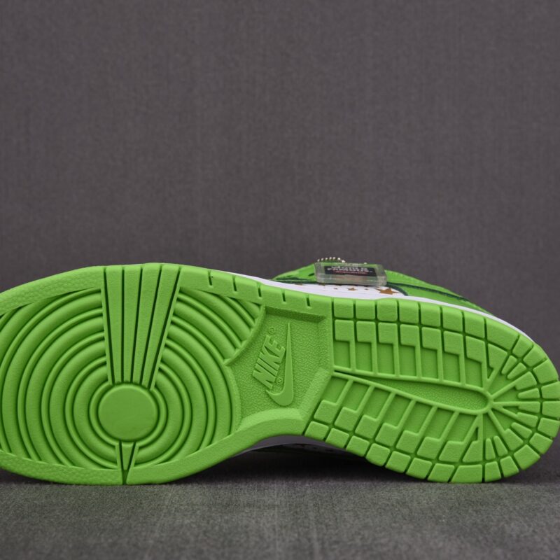 (BEST) Nike Supreme Dunk Low OG SB 'MEAN GREEN'