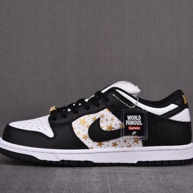 Nike SB Dunk Supreme OG QS 'BLACK'