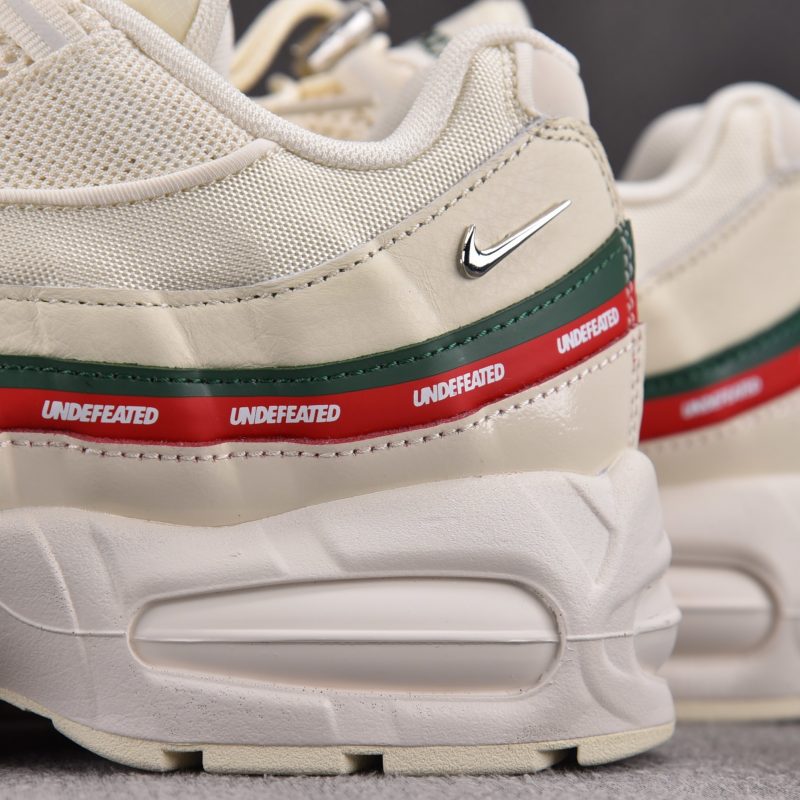 (BEST) Air Max 95 SP Undefeated 'Sail'
