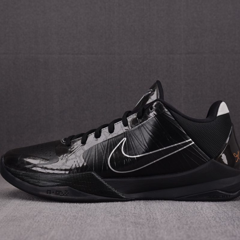 (BEST) Kobe 5 'Blackout'