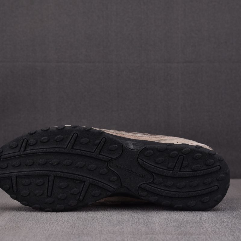 (BEST) New Balance 204L Year of the Horse Tan