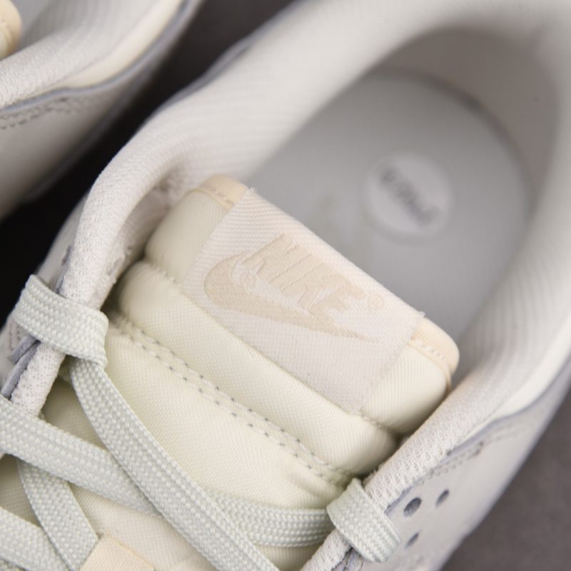 (BEST) Nike Dunk Low 'LIGHT BONE'