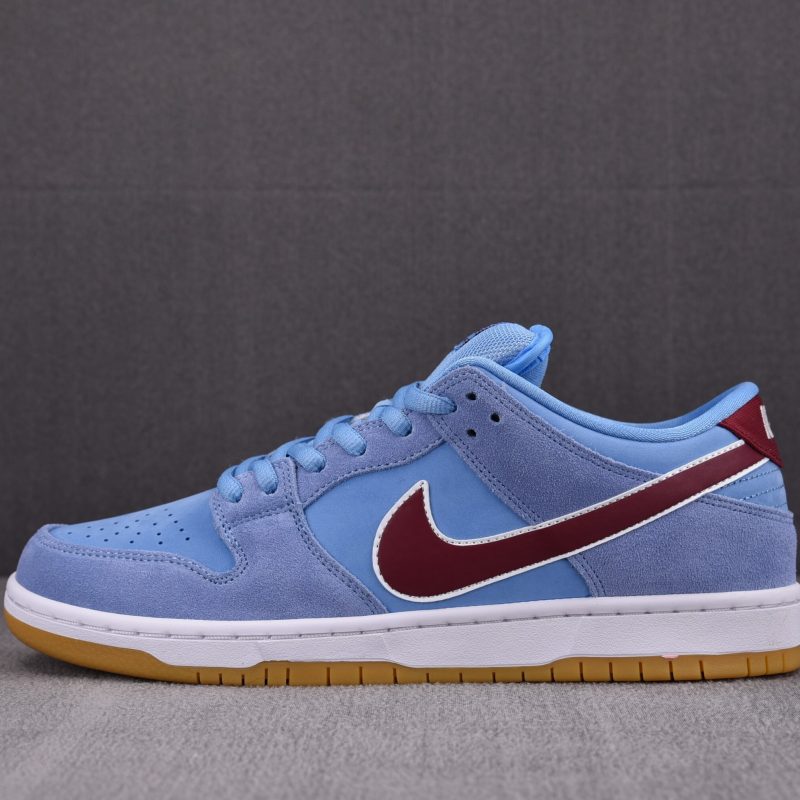 (BEST) Nike SB Dunk Low PRM 'PHILLIES'