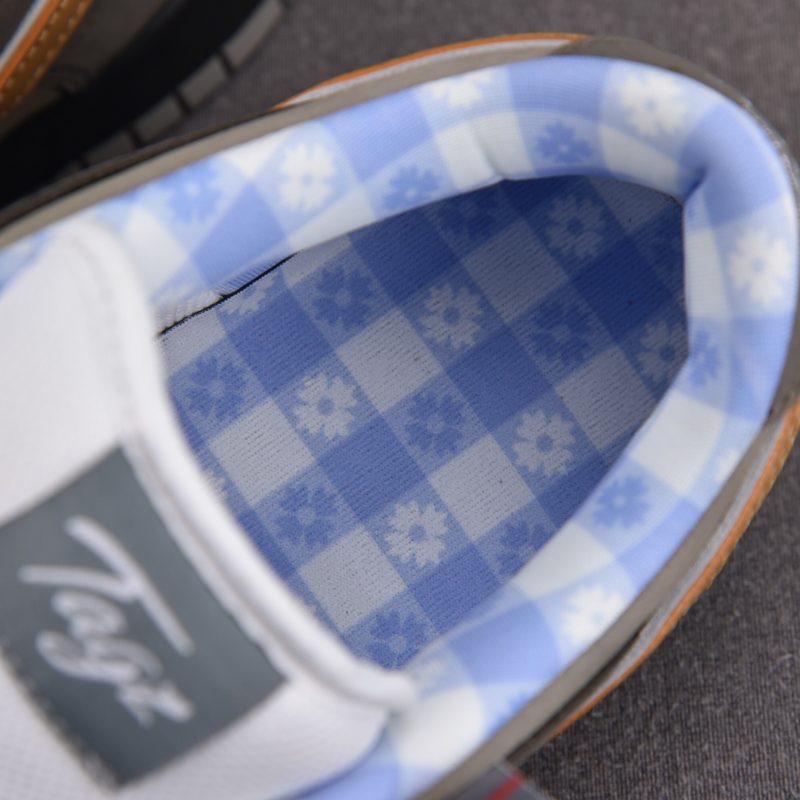 (BEST) Nike SB Dunk Low CONCEPTS 'GREY LOBSTER'