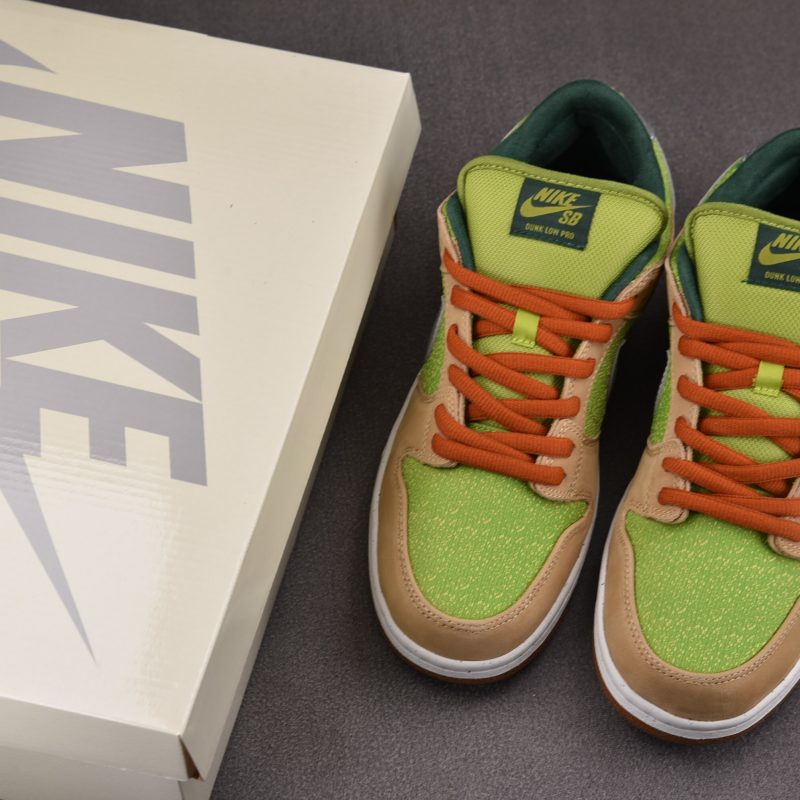 (BEST) Nike SB Dunk Low 'ESCARGOT'