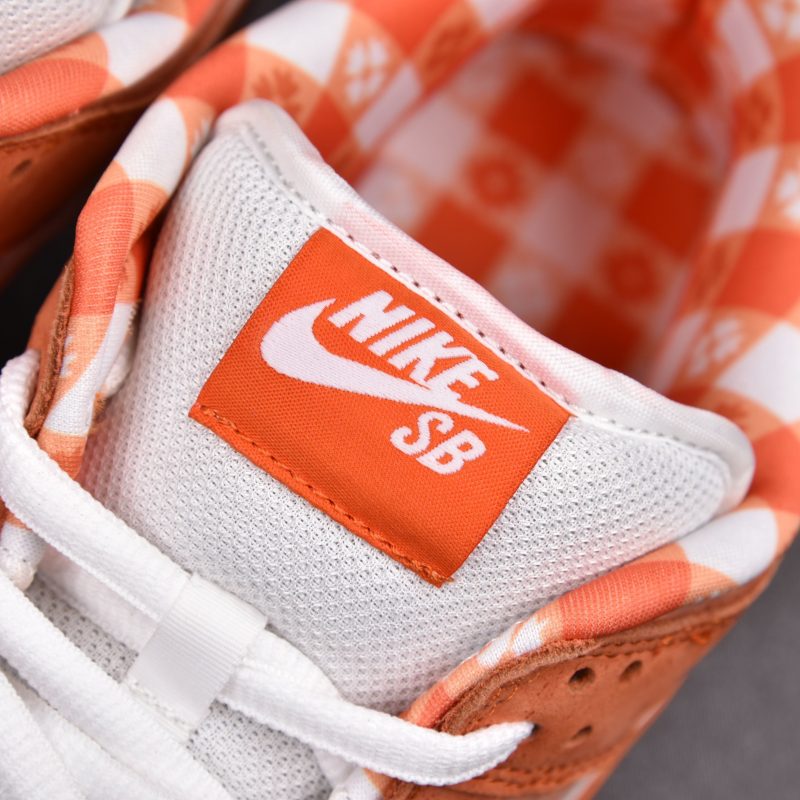 (BEST) Nike SB Dunk Low 'ORANGE LOBSTER'
