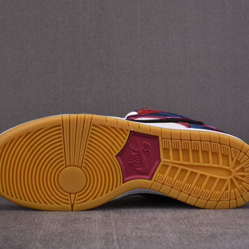 (BEST) Nike SB Dunk Low 'PARRA'