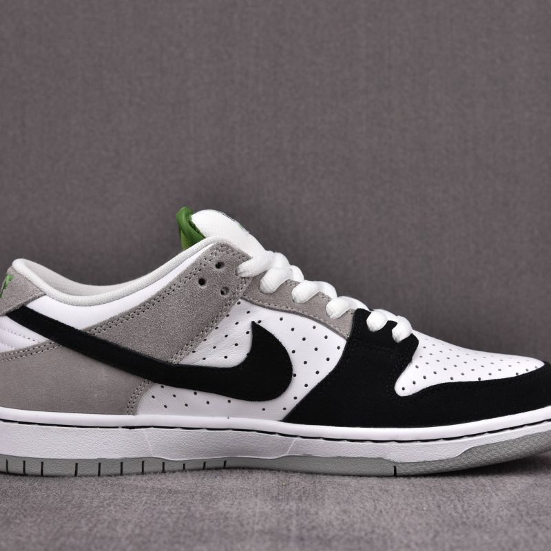 (BEST) Nike SB Dunk Low Pro 'CHLOROPHYLL'