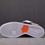 (BEST) Nike SB Dunk Low 'TIGHTBOOTH'