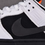 (BEST) Nike SB Dunk Low 'TIGHTBOOTH'