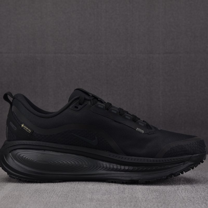 (BEST) Nike Vomero 18 Gore-Tex 'Black Anthracite'