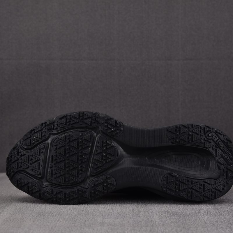 (BEST) Nike Vomero 18 Gore-Tex 'Black Anthracite'