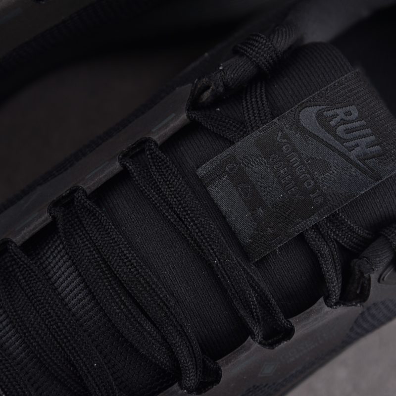 (BEST) Nike Vomero 18 Gore-Tex 'Black Anthracite'