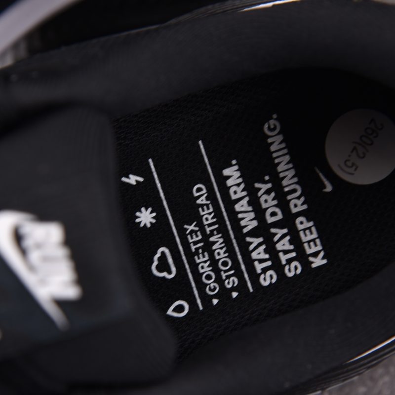 (BEST) Nike Vomero 18 Gore-Tex 'Black White Metallic Silver'