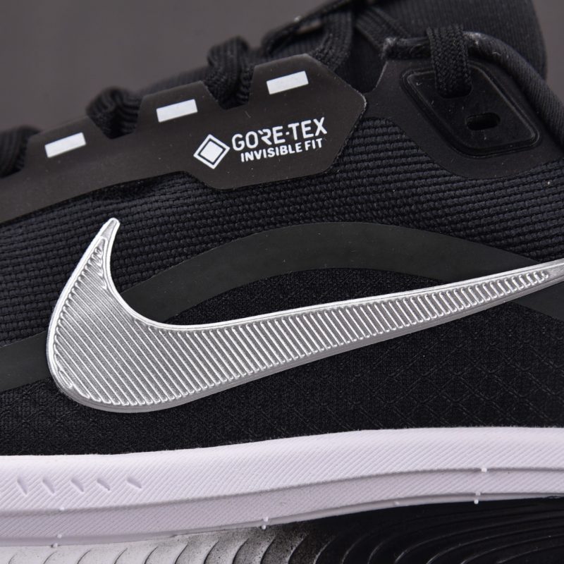 (BEST) Nike Vomero 18 Gore-Tex 'Black White Metallic Silver'