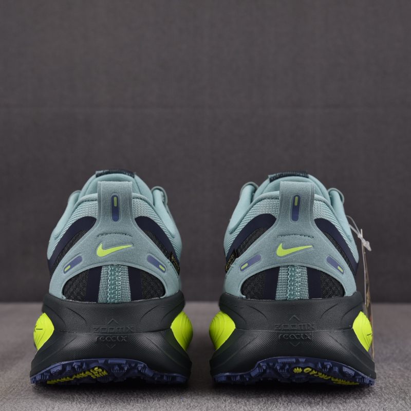 (BEST) Nike Vomero 18 Gore-Tex 'Seaweed Cannon Volt'