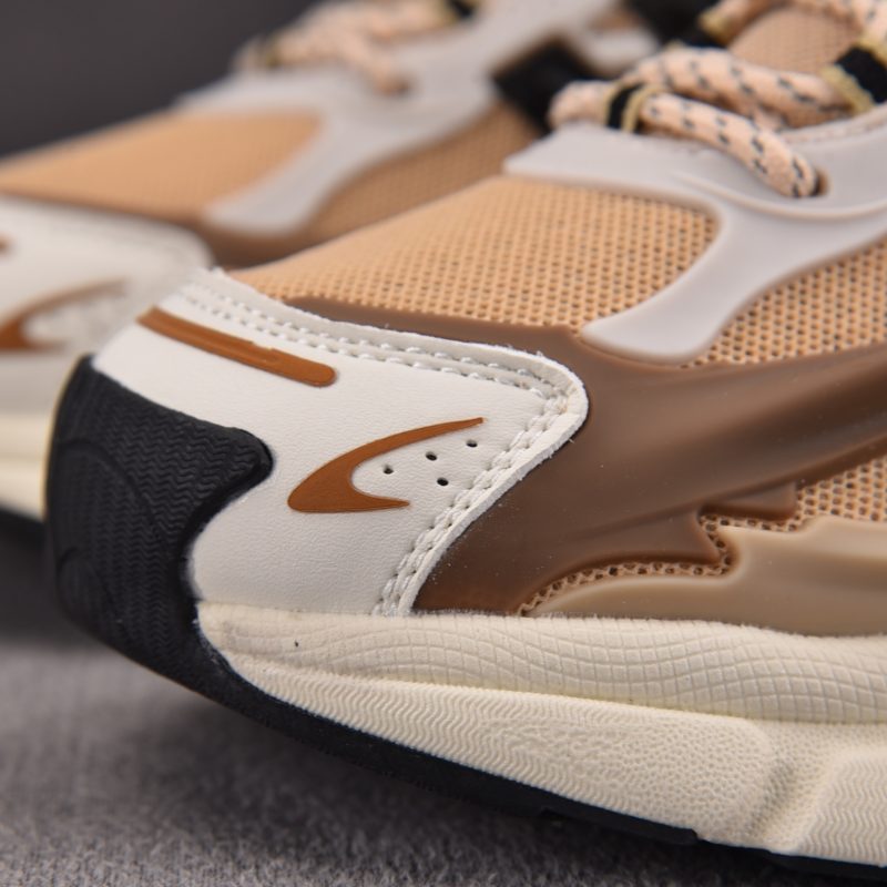 (BEST) Adistar Jellyfish Pharrell Williams 'Tan'