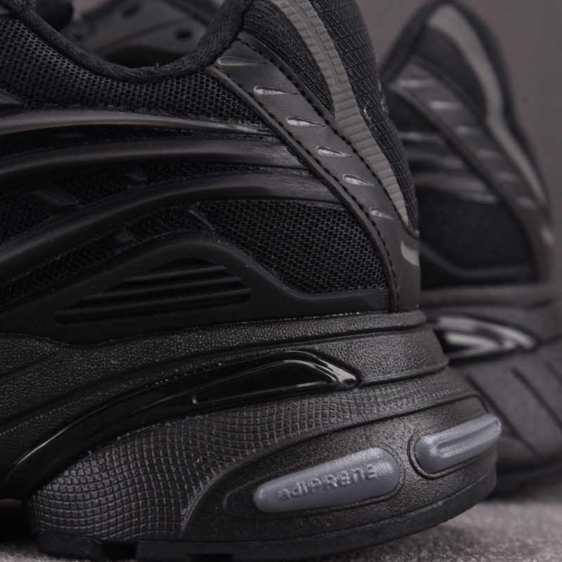 (BEST) Adistar Jellyfish Pharrell Williams 'Triple Black'