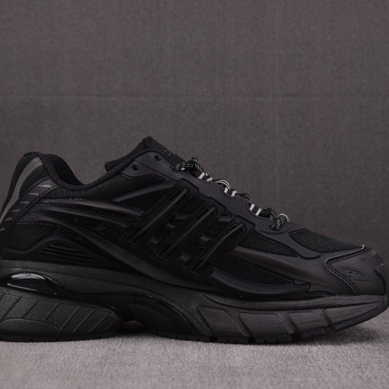 (BEST) Adistar Jellyfish Pharrell Williams 'Triple Black'