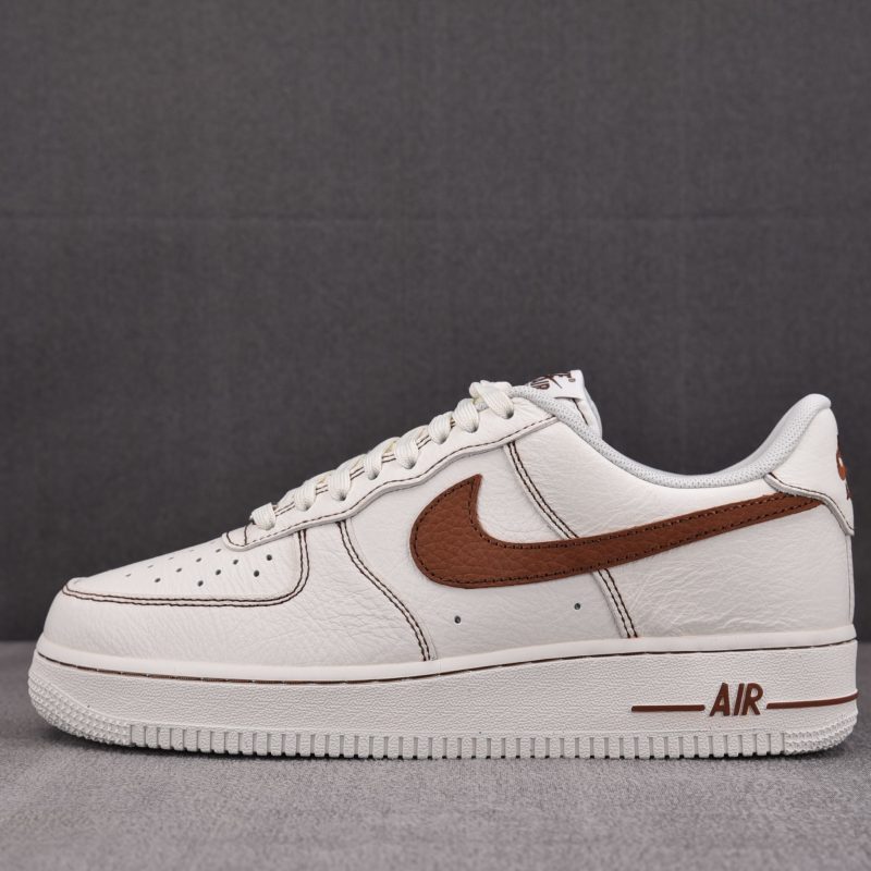 (BEST) Air Force 1 Low '07 LV8 'Ivory Saddle Brown'