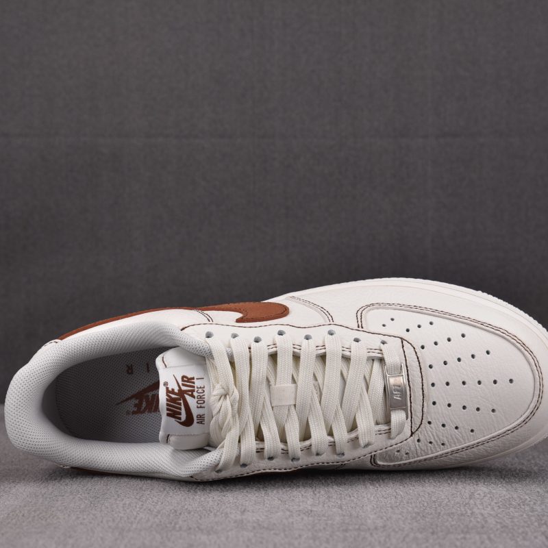 (BEST) Air Force 1 Low '07 LV8 'Ivory Saddle Brown'