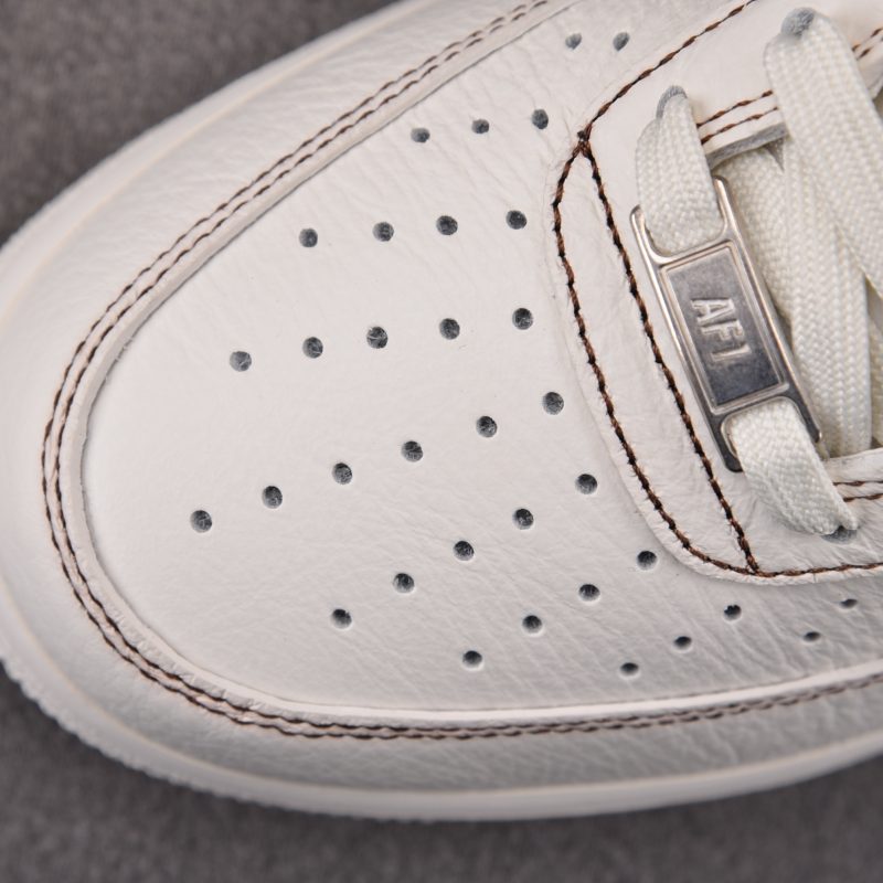 (BEST) Air Force 1 Low '07 LV8 'Ivory Saddle Brown'