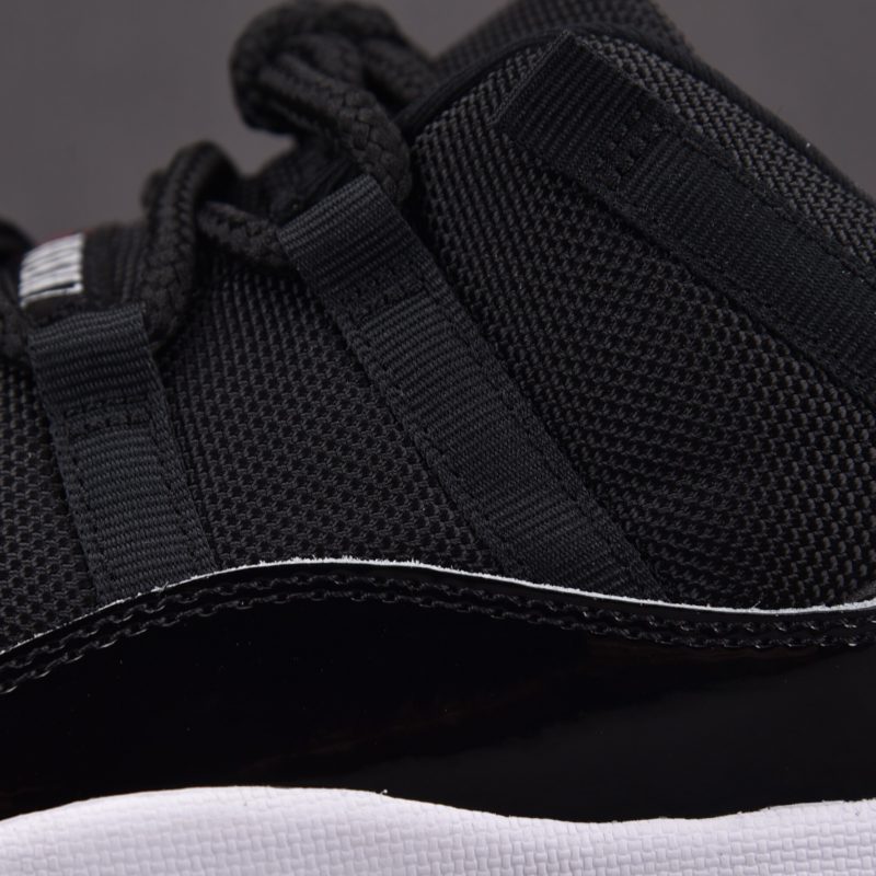 (BEST) Jordan 11 Retro Low 'Bred'