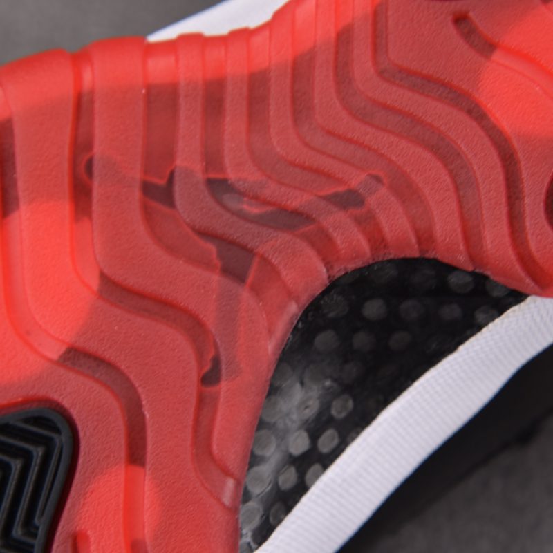 (BEST) Jordan 11 Retro Low 'Bred'