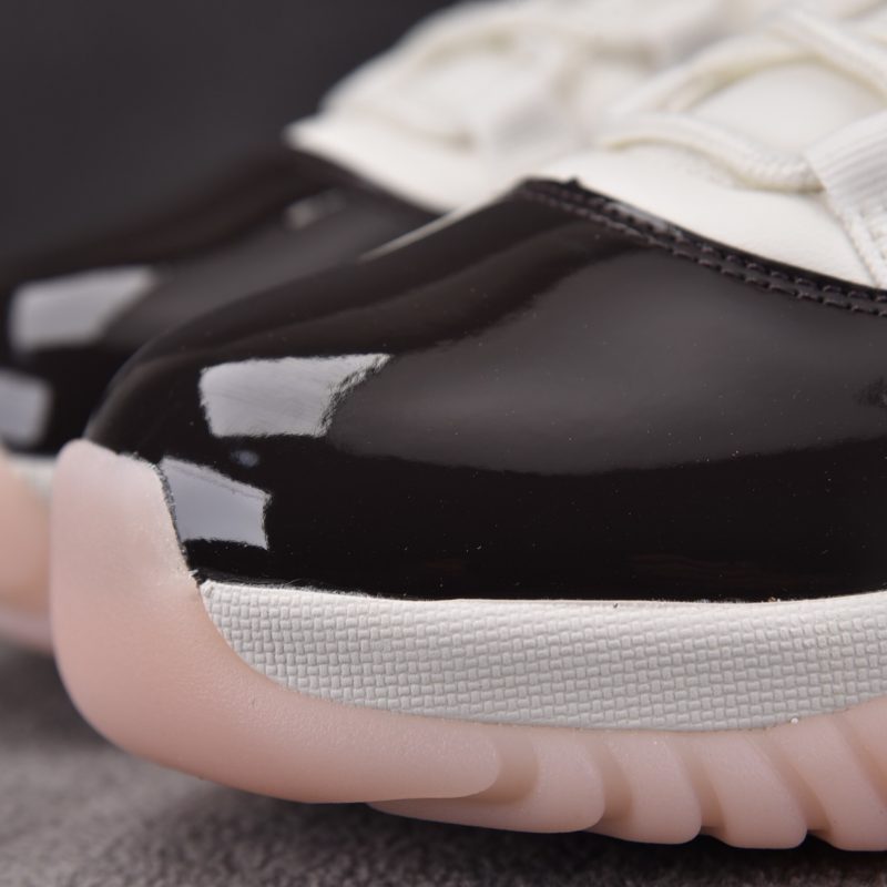 (BEST) Jordan 11 Retro Wmns 'Neapolitan'