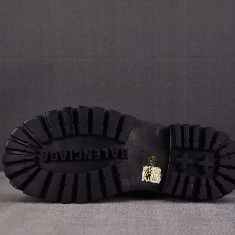 (BEST) Balenciaga Black & Brown Strike Lace-Up Boots Black Brown